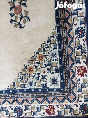 Gyönyörű szőnyeg eladó