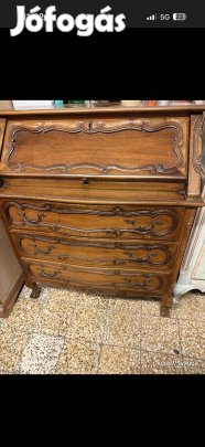 Gyönyörűen faragott Szekreter 