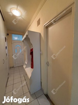 Győr-Gyárvárosban erkélyes lakás eladó