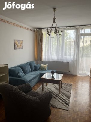 Győr-Nádorvárosban 2 szobás lakás kiadó!
