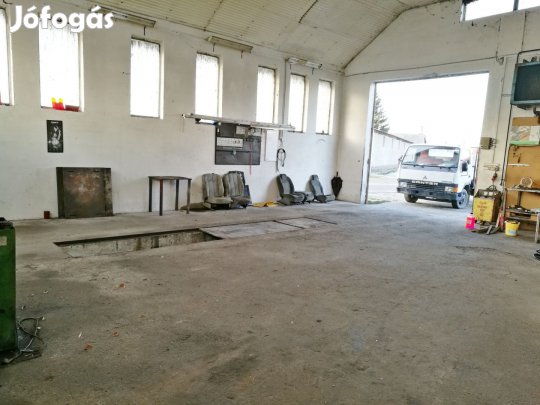 Győr mellett 120 m2 alapterületű ipari ingatlan kiadó!