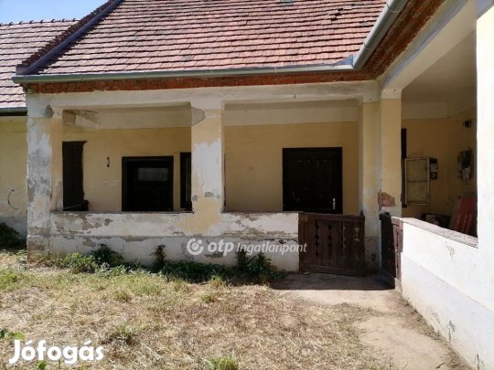 Győri 110 nm-es ház eladó