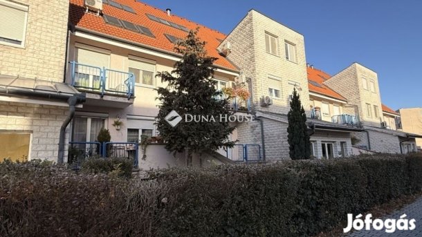 Győri 140 nm-es lakás eladó