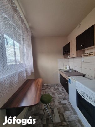 Győri 53 nm-es lakás eladó
