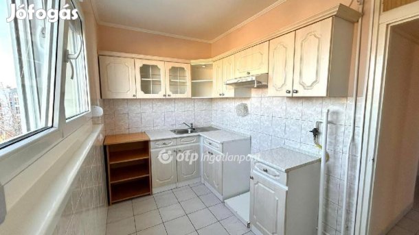 Győri 53 nm-es lakás eladó