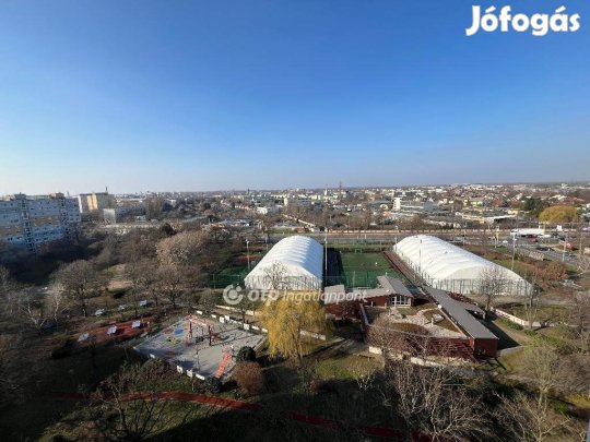 Győri 55 nm-es lakás eladó