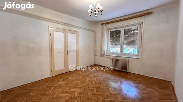 Győri 80 nm-es lakás eladó