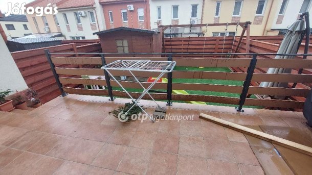 Győri 82 nm-es lakás eladó