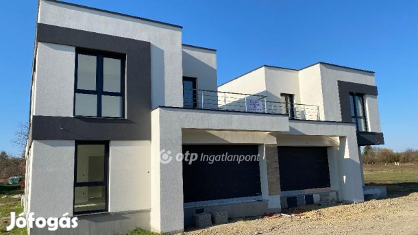 Győri eladó 160 nm-es lakás