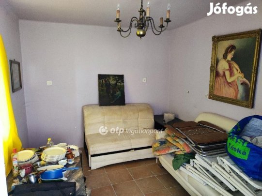 Győri eladó 34 nm-es ház