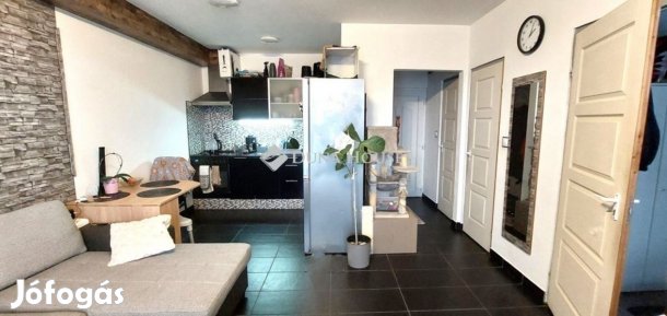 Győri eladó 42 nm-es lakás