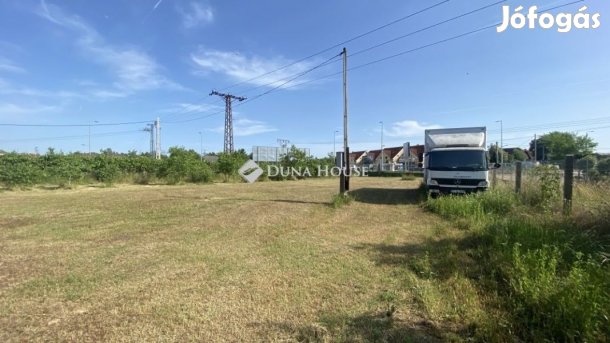 Győri eladó 4576 nm-es telek
