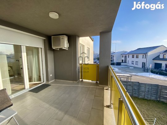 Győri eladó tégla társasházi lakás