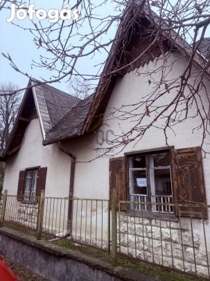 Győri kiadó tégla családi ház