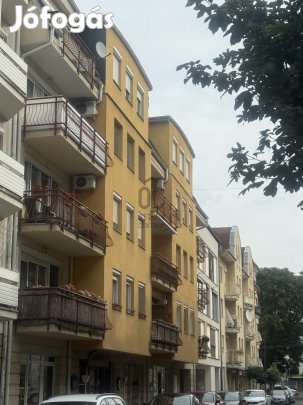 Győri kiadó tégla társasházi lakás