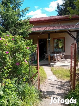 Győrszentiván- Kertvárosi részén, 85,83 m2-es zártkerti ingatlan