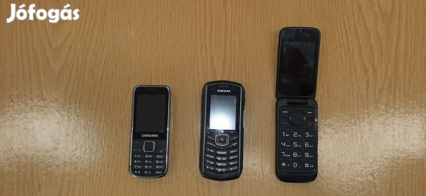 Gyűjtőknek, használt, nem működő hagyományos mobilkészülékek eladóak
