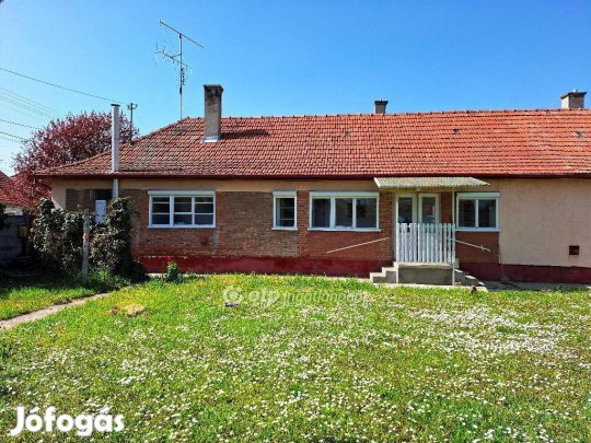 Gyula Magyarváros részén eladó!