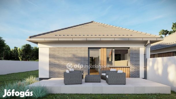 Gyulai 105 nm-es ház eladó