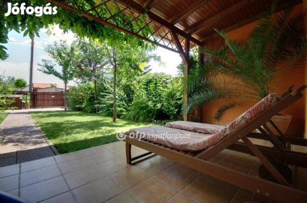 Gyulai 90 nm-es ház eladó