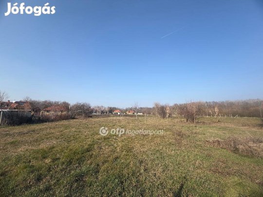 Gyulai eladó 1525 nm-es telek