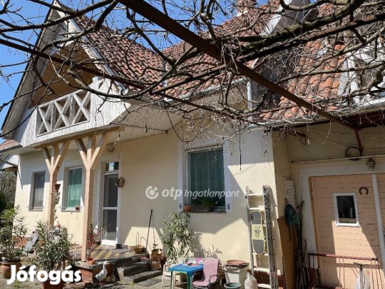 Gyulai eladó 260 nm-es ház