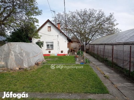Gyulai eladó 37 nm-es ház