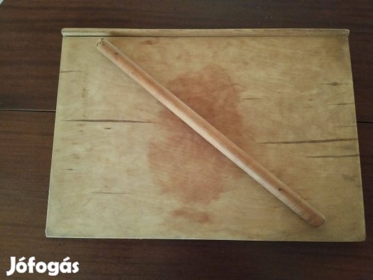 Gyúródeszka sodrófával