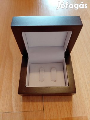 Gyűrűtartó doboz esküvőre