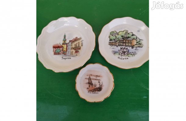 Gyűrűtartó tálkák aquincumi porcelán együtt 2500 Ft