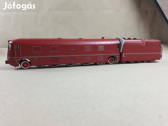 H0 Liliput L131540 DR BR 05 003 Áramvonalas Gőzmozdony - Mozdony
