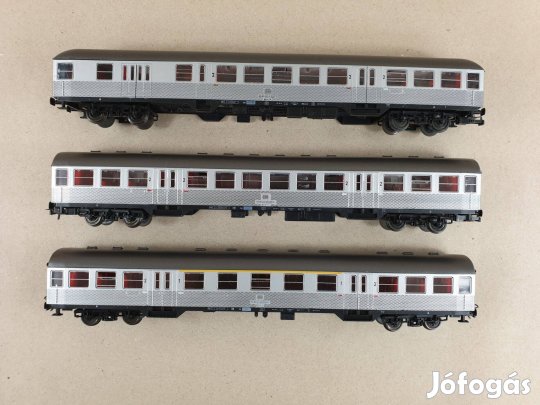 H0 Roco 4264 - 66 DB Személyvagon - 3 db Egyben