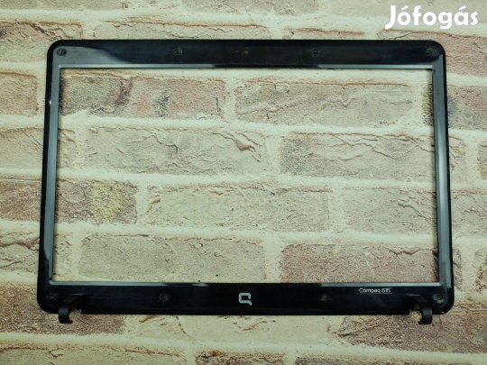 HP Compaq 610 615 laptop kijelző keret kis hibával 538428-001 6070B035