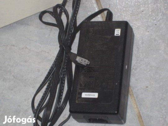 HP eredeti adapter 32-16v-os szürke