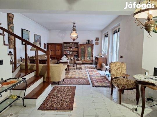 HUNYADIVÁROSBAN SORHÁZ ELADÓ