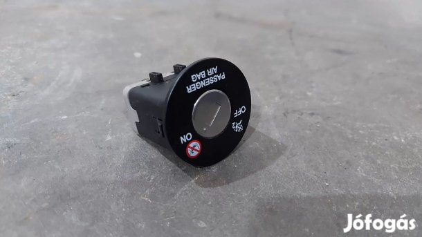 HYUNDAI i30 KIA Ceed Ceed 12- Utasoldali airbag légzsák kapcsoló 0722