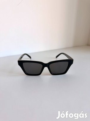 H&M fekete szögletes napszemüveg