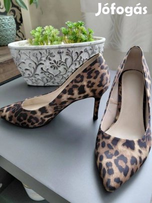 H&M női magas sarkú cipő