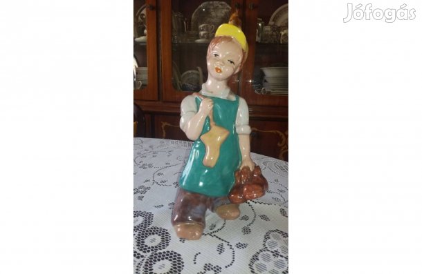 H. Rahmer Mária egyedi retró klasszikus Suszterinas kerámia szobor