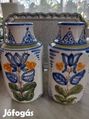 Habán mintás kerámia váza némileg különböző hibátlanok