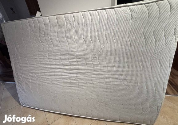 Habszivacs matrac 140x200