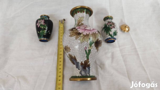 Hagyaték : Porcelán és Réz tárgyak : 100+ db Egyben