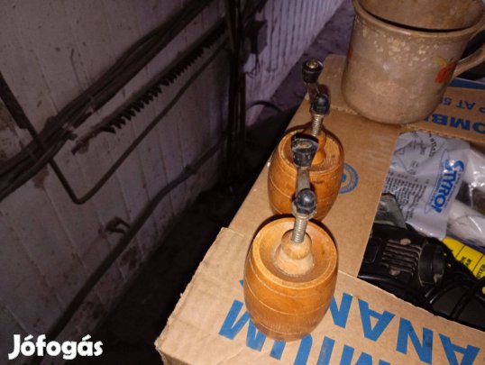 Hagyatékból Kézi Borsdaráló 12,5 cm Fa 3000ft/db óbuda