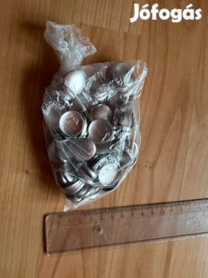 Hagyatékból megmaradt Új gombalapanyagok fémek alapok