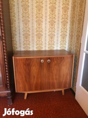 Hagyatékból retró ágyneműtartó eladó