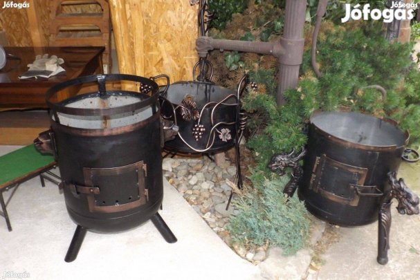 Hagyományőrző Üstház Bográcstartó kályha tűzrakó tűztál tűz katlan