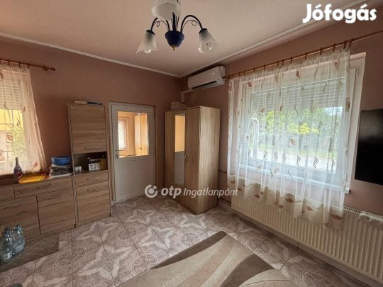 Hajdúböszörményi eladó 110 nm-es ház