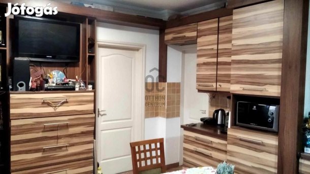 Hajdúböszörményi eladó tégla sorház