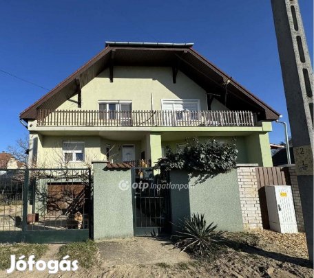 Hajdúsámsoni eladó 140 nm-es ház