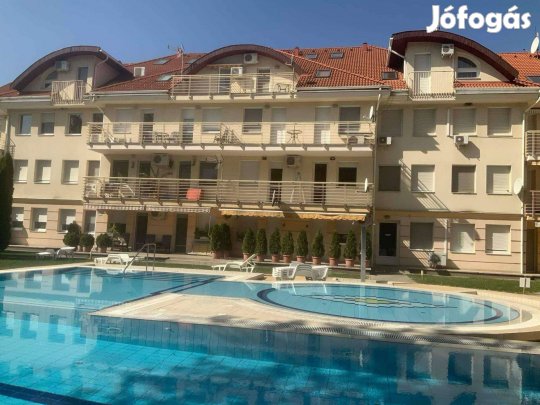 Hajdúszoboszló-Fürdőnegyed városrészen, 46nm-es/ brutto52 nm/ nappali+